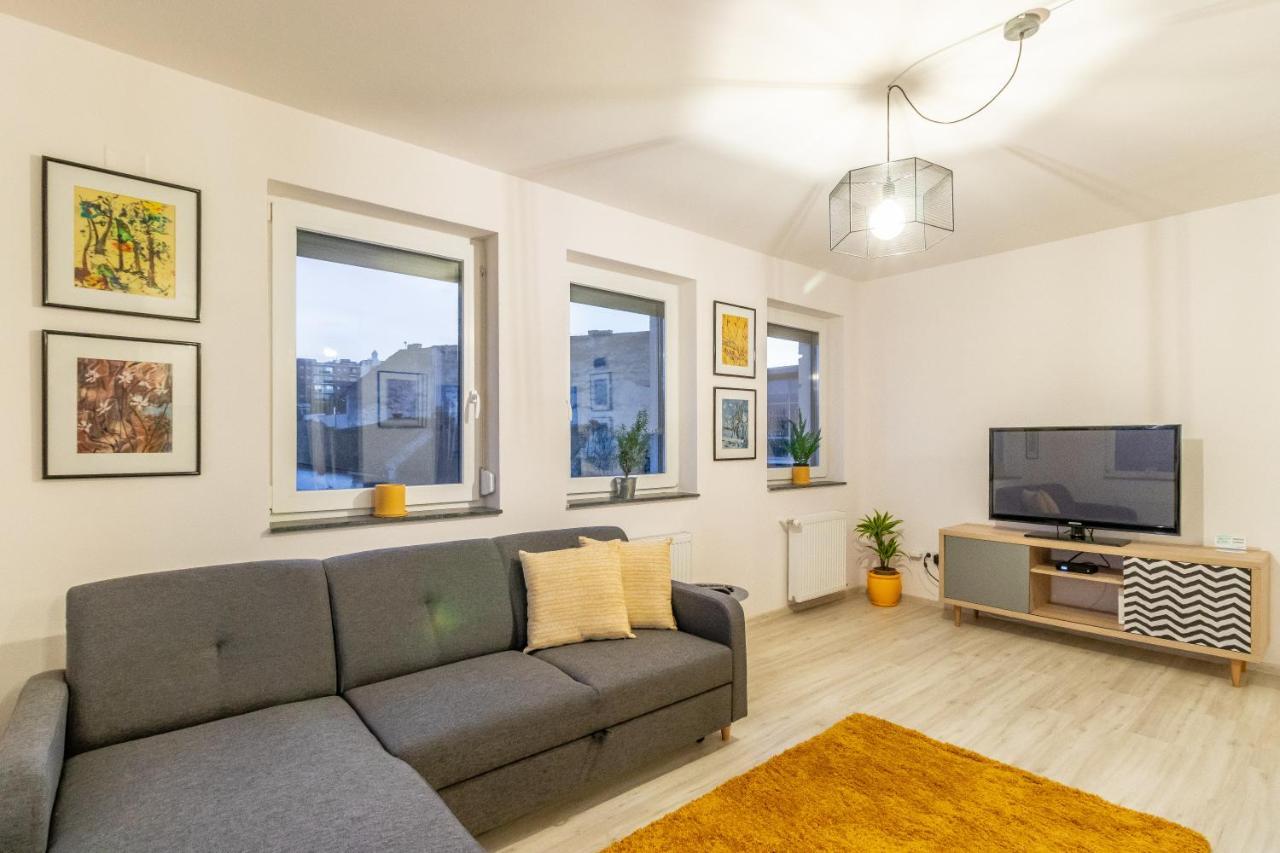 Modern And Stylish W Terrace Appartement